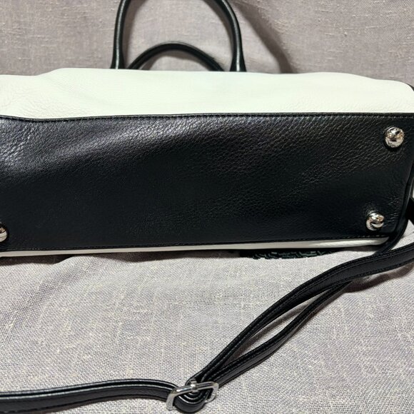 Michael Kors Satchel/Crossbody - Picture 7 of 10